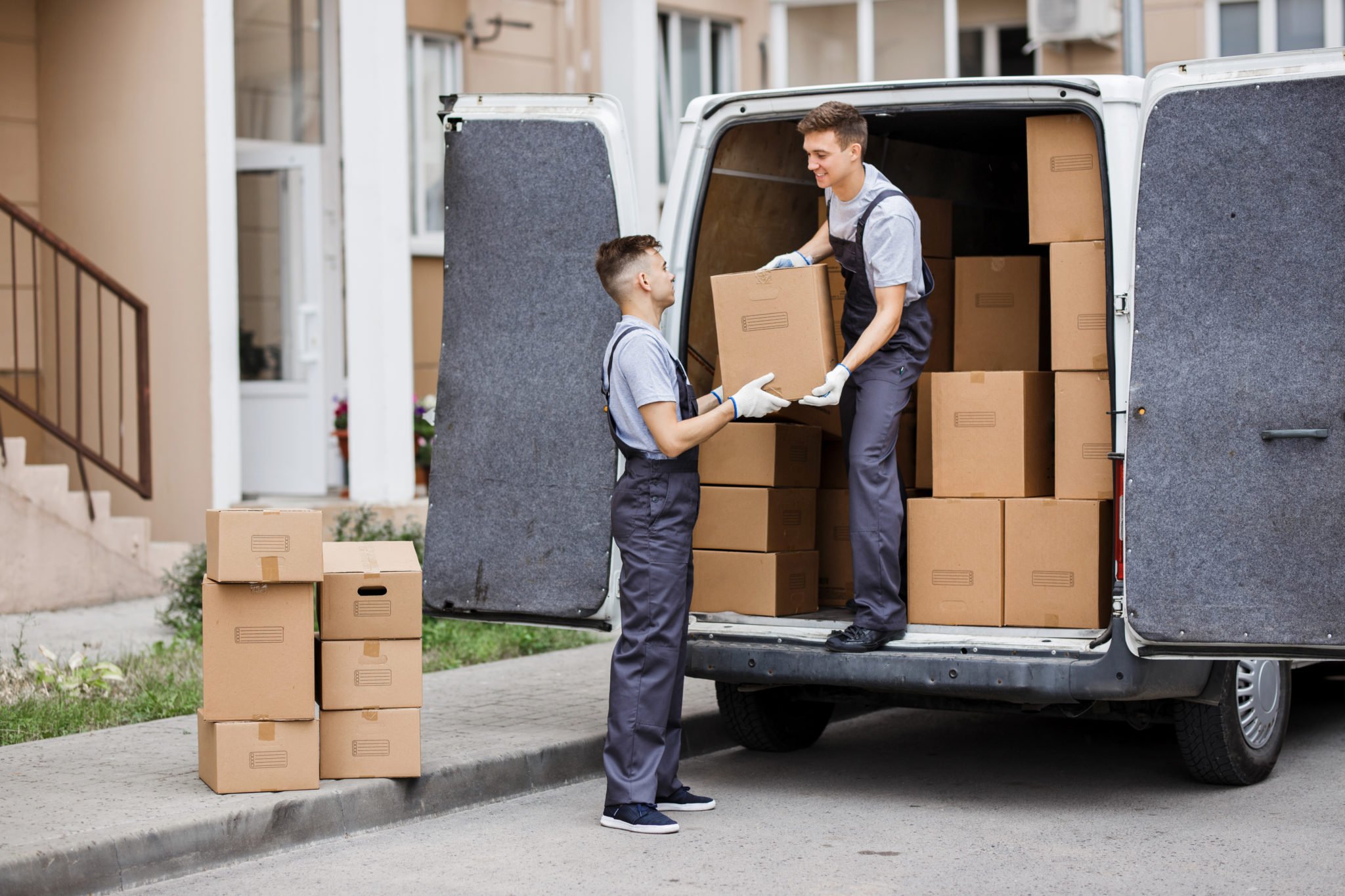 Make Sure You Know About These Moving Services