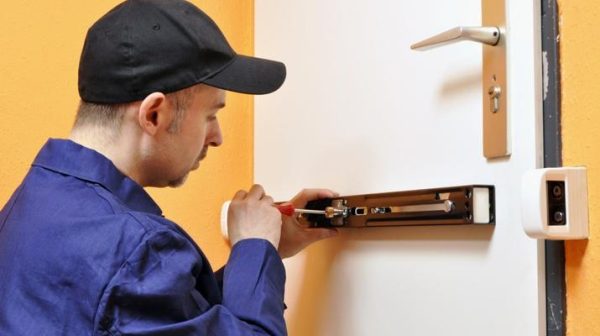 Indicators that You Need to Call a Trusted Locksmith