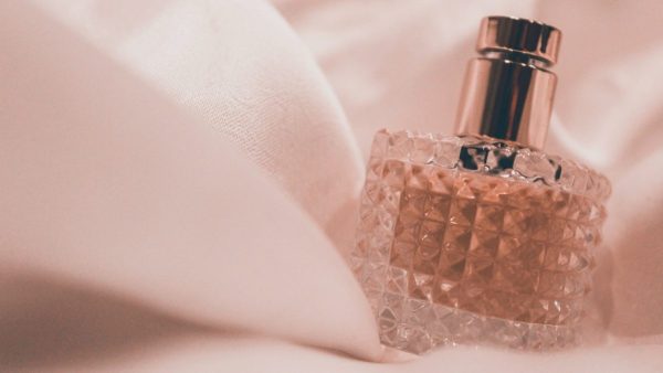 Unveil Your Fragrance Journey: Perfume Sample Selections